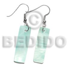 Dangling 30x10mm aqua blue hammershelll