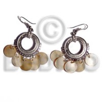 Dangling 12mm round mop in