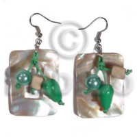 Dangling 40mmx30mm rectangular kabibe shells