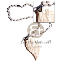 Floating white clam heishe