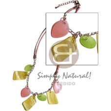 Dangling multicolred shell pendant on