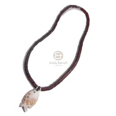 Graduated coco heishe in dark