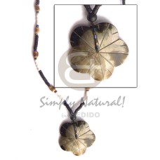 Black lip scallop pendant 2-3 heishe