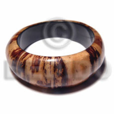 Laminated banana bark bangle